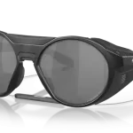 Beperkte Voorraad Oakley Clifden 944009 - Mattfekete polarizált napszemüveg