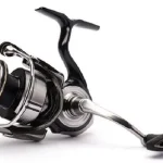 Aanbieding Daiwa 24 Certate LT 2500D-H