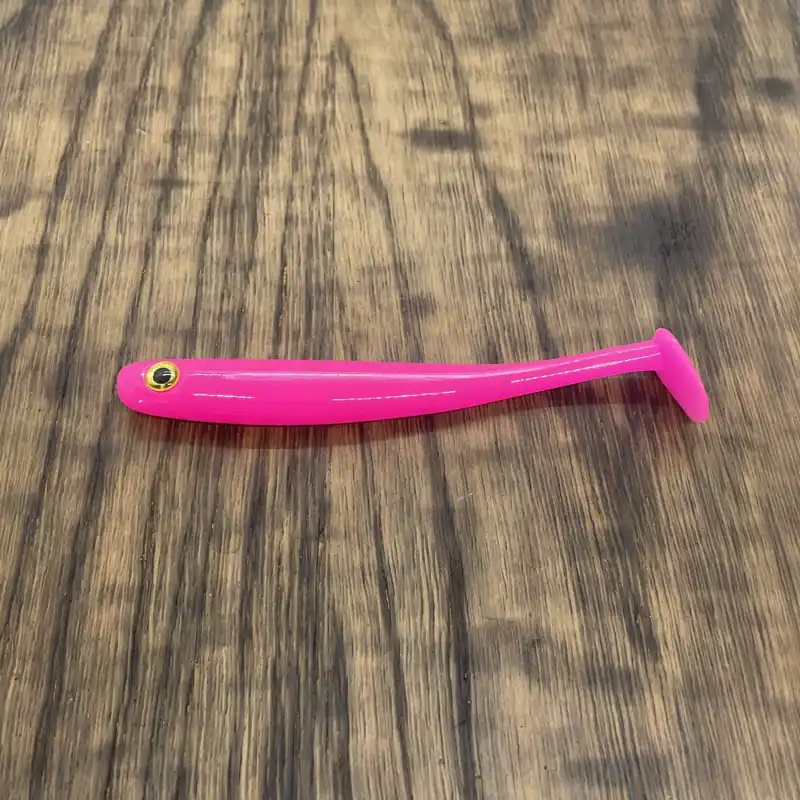 Just Fish Baits Kitara SR Just Pink 3D szemmel 14cm gumihal Gratis Retour